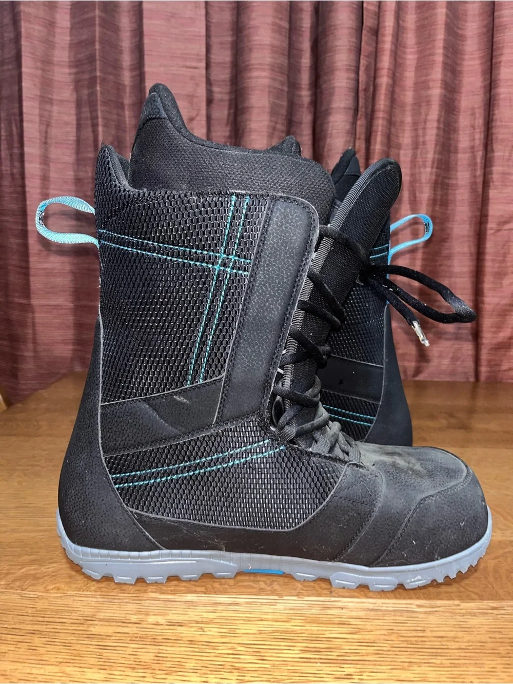 Burton Invader Snowboarding Boots Size 15 Worn Twice